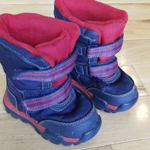 Osh Kosh Toddler Winter Boot Size 5